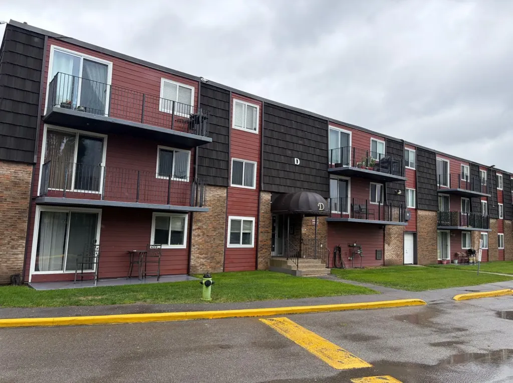 80 Galbraith Drive SW Calgary AB T3E 4Z6