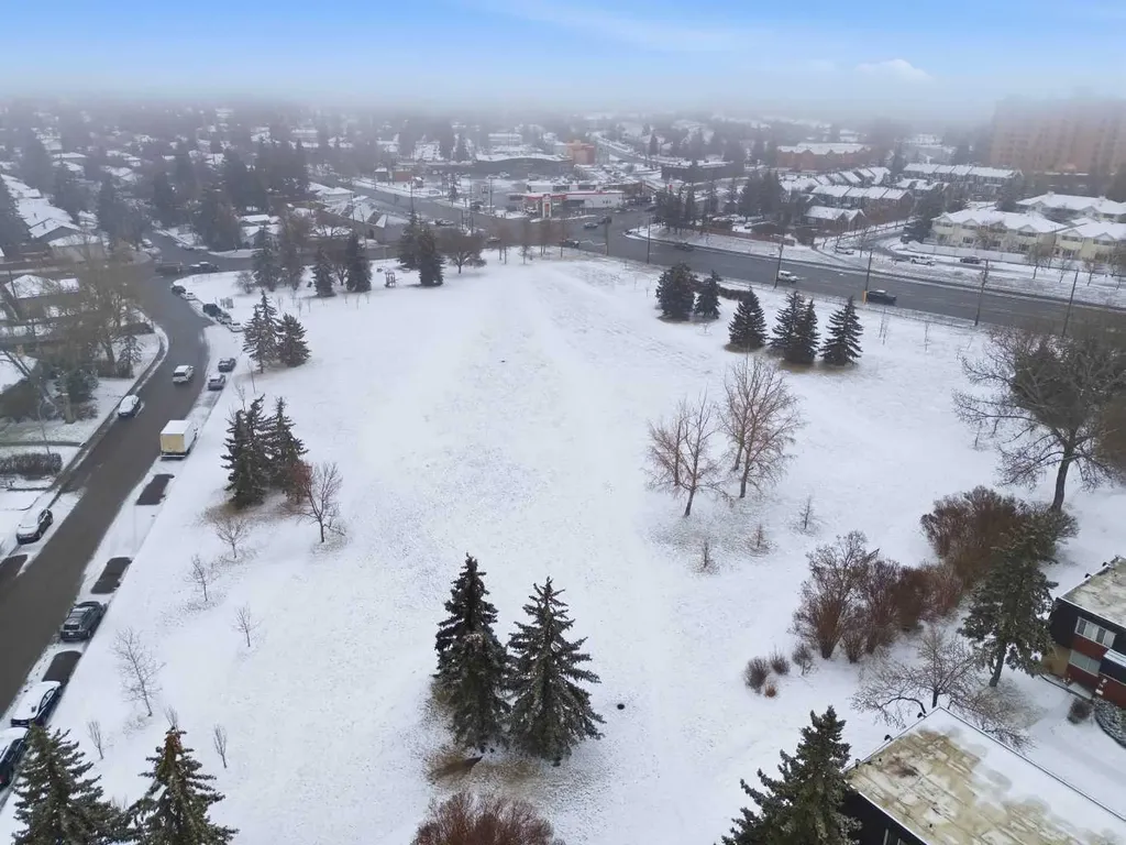 80 Galbraith Drive SW Calgary AB T3E 4Z6