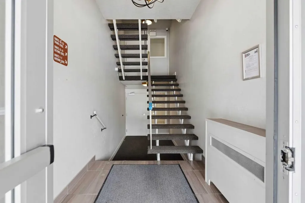 80 Galbraith Drive SW Calgary AB T3E 4Z6