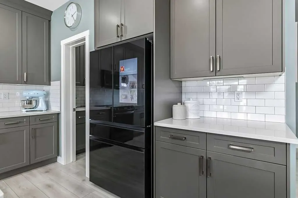 5 Birch Glen Okotoks AB T1S5S9