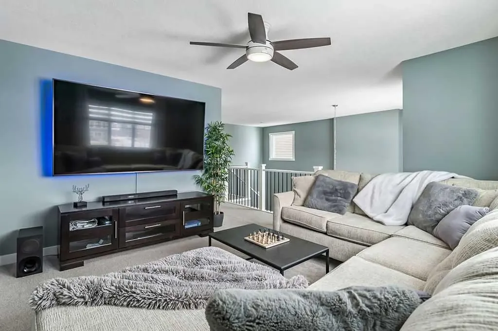 5 Birch Glen Okotoks AB T1S5S9