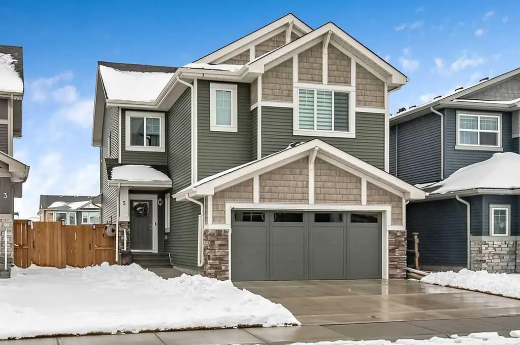 5 Birch Glen Okotoks AB T1S5S9