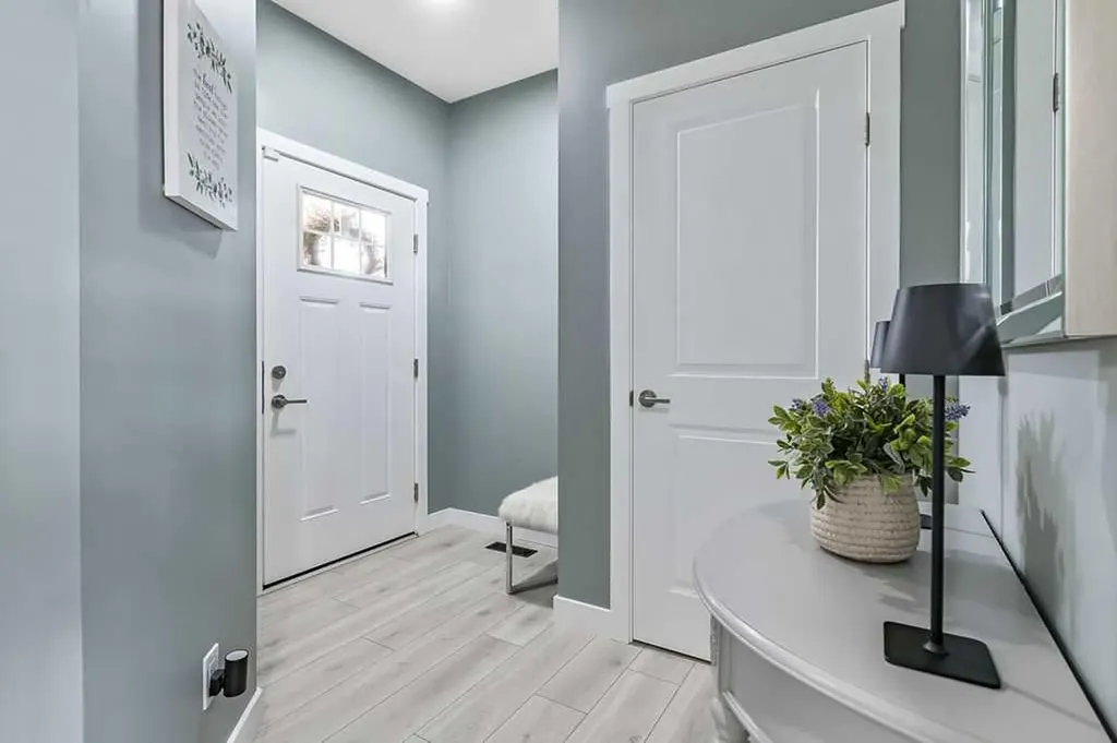 5 Birch Glen Okotoks AB T1S5S9