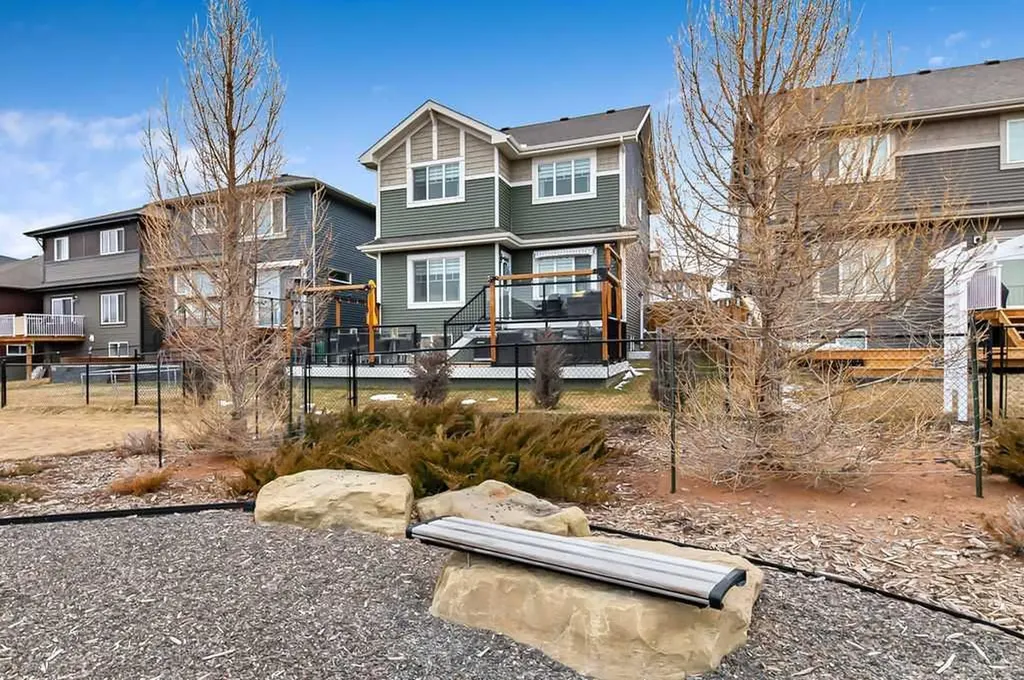 5 Birch Glen Okotoks AB T1S5S9