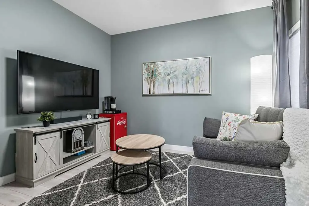 5 Birch Glen Okotoks AB T1S5S9