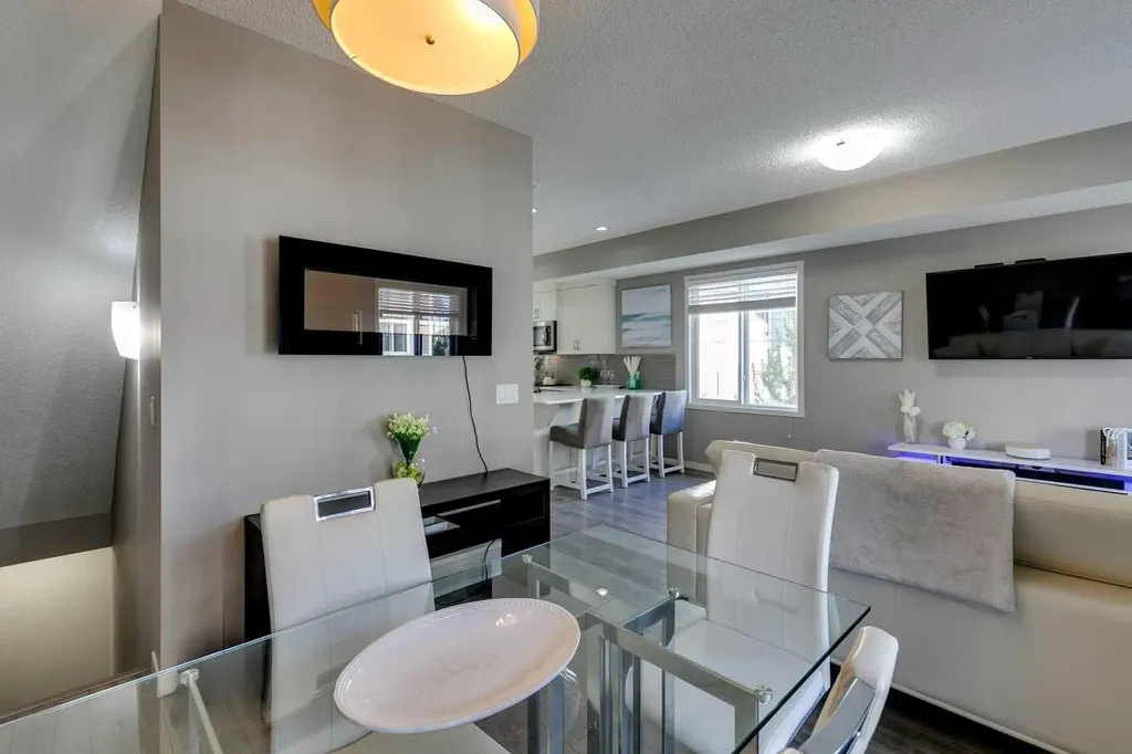 510 Nolanlake Villas NW Calgary AB T3R 0Z7