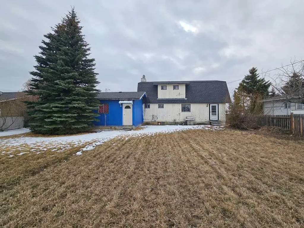 406 8 Street S Beiseker AB T0M 0G0