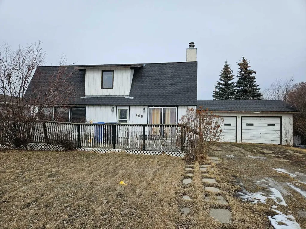 406 8 Street S Beiseker AB T0M 0G0