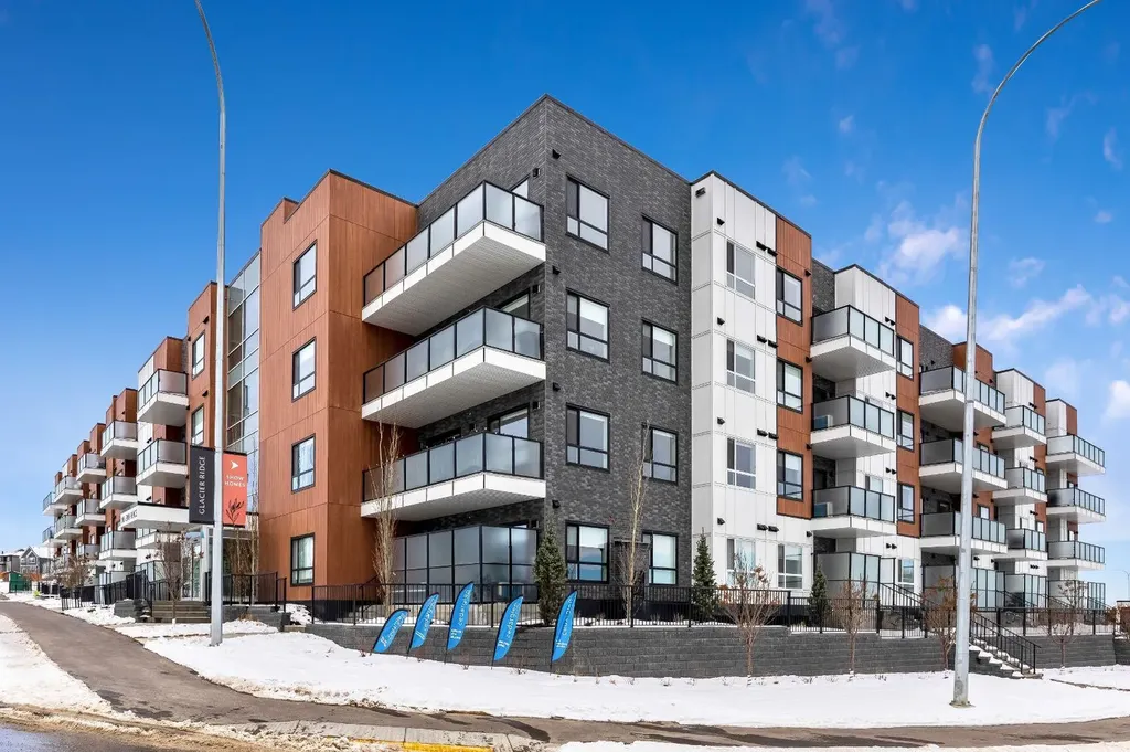 245 Edith Place NW Calgary AB T3R 2M7