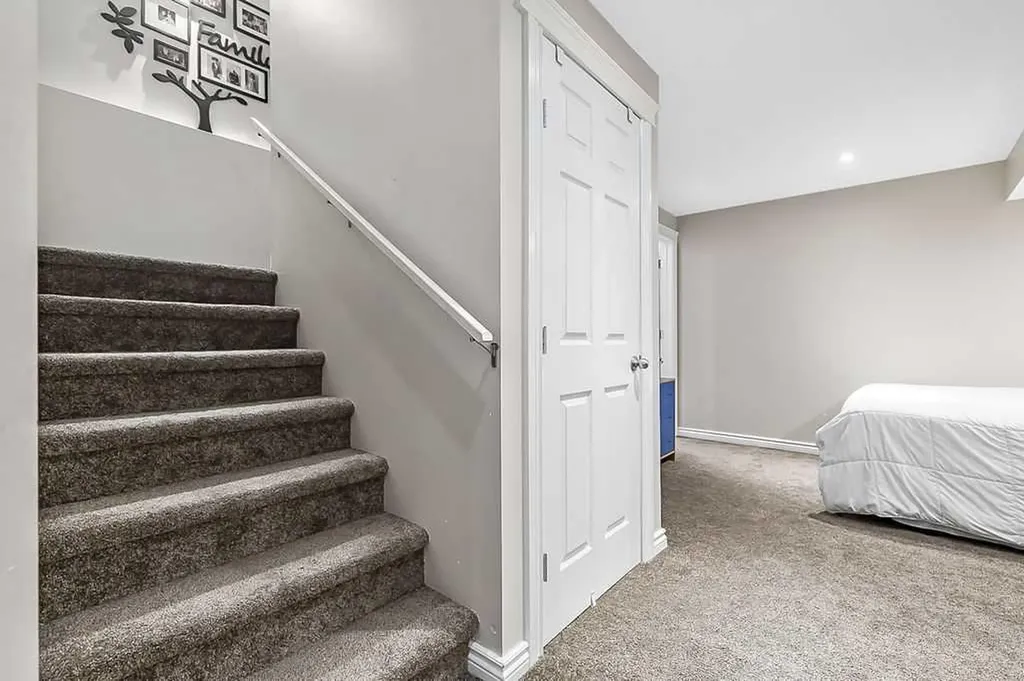 280 Copperstone Gardens SE Calgary AB T2Z 0R6