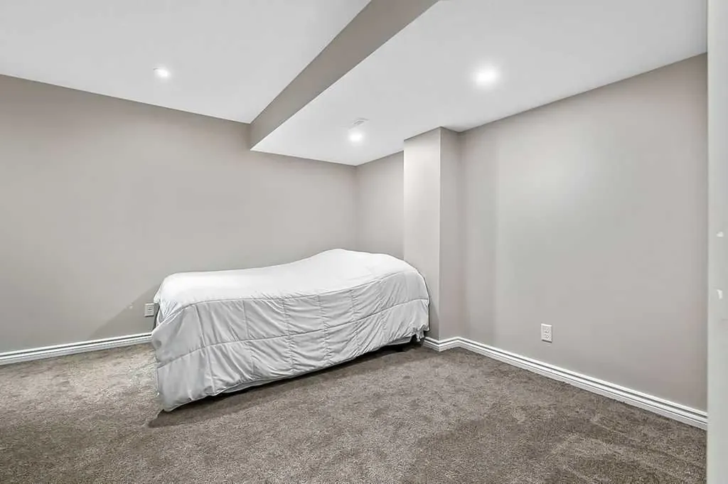 280 Copperstone Gardens SE Calgary AB T2Z 0R6