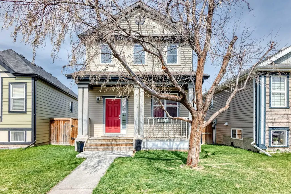 280 Copperstone Gardens SE Calgary AB T2Z 0R6