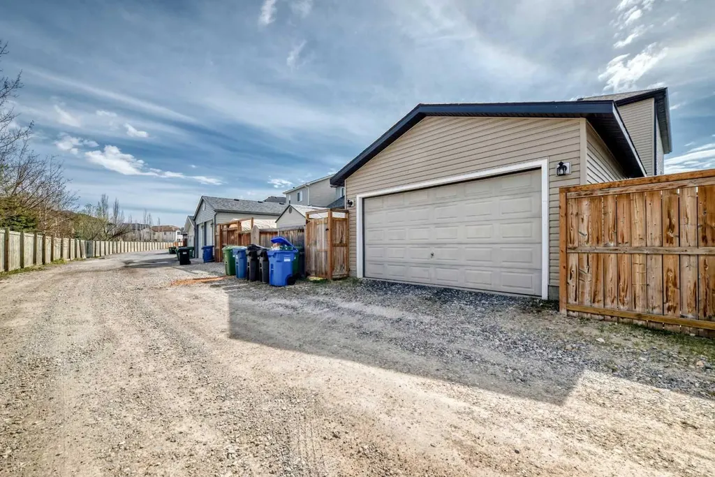 280 Copperstone Gardens SE Calgary AB T2Z 0R6