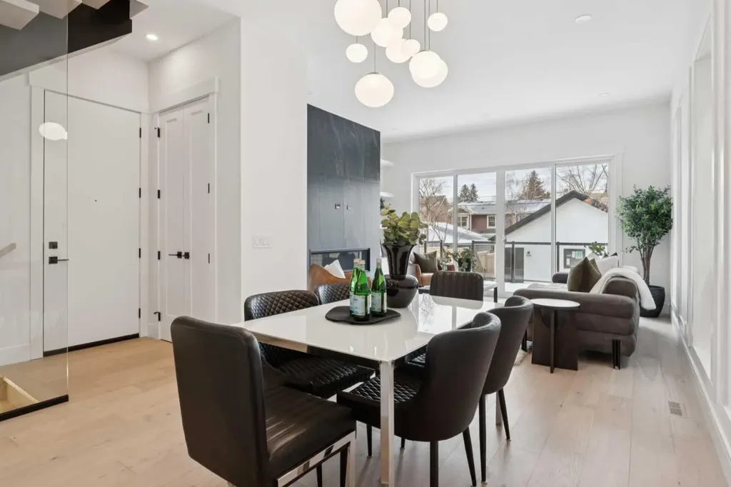 4214 16 Street SW Calgary AB T2T 4H6