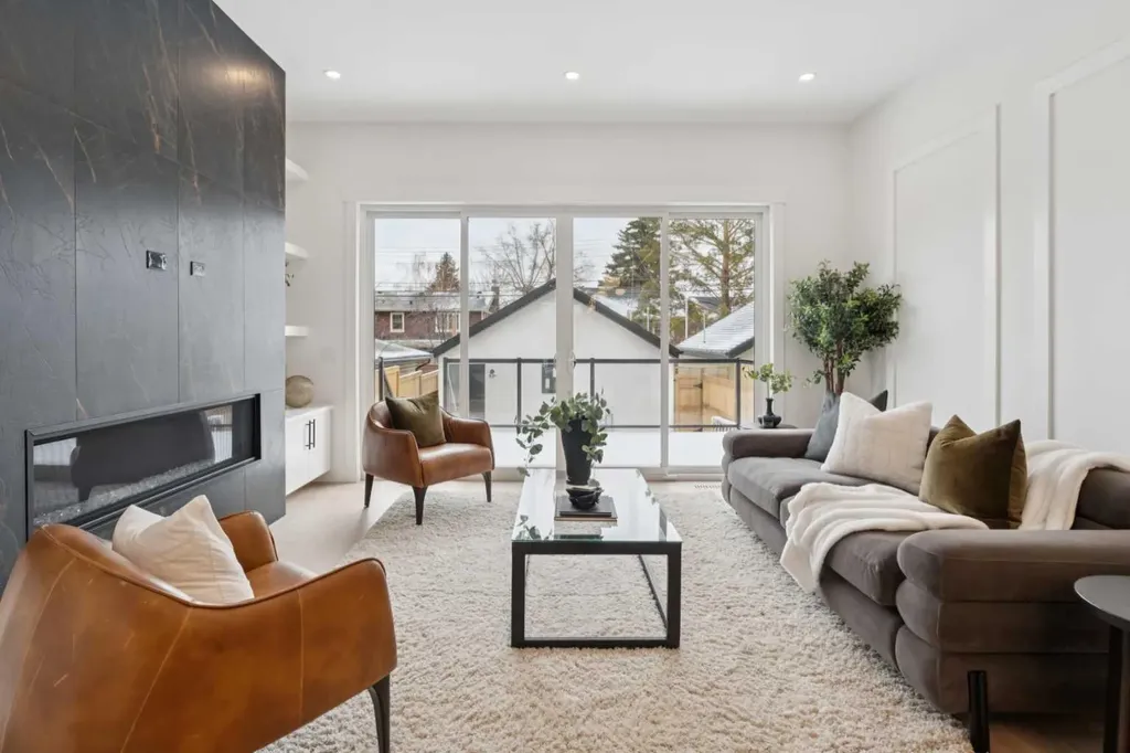 4214 16 Street SW Calgary AB T2T 4H6