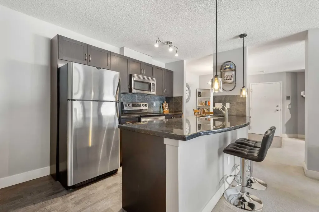 108 Village Heights SW Calgary AB T3H 2L2