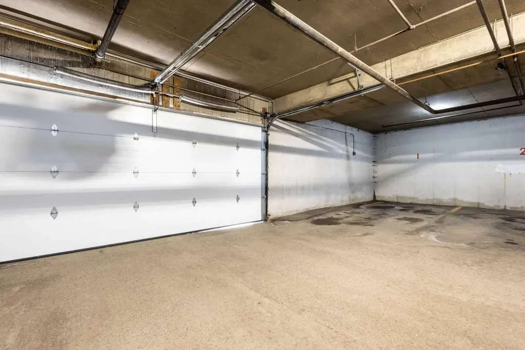 108 Village Heights SW Calgary AB T3H 2L2