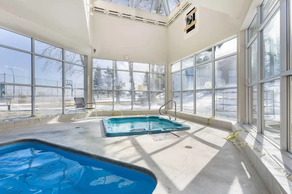108 Village Heights SW Calgary AB T3H 2L2