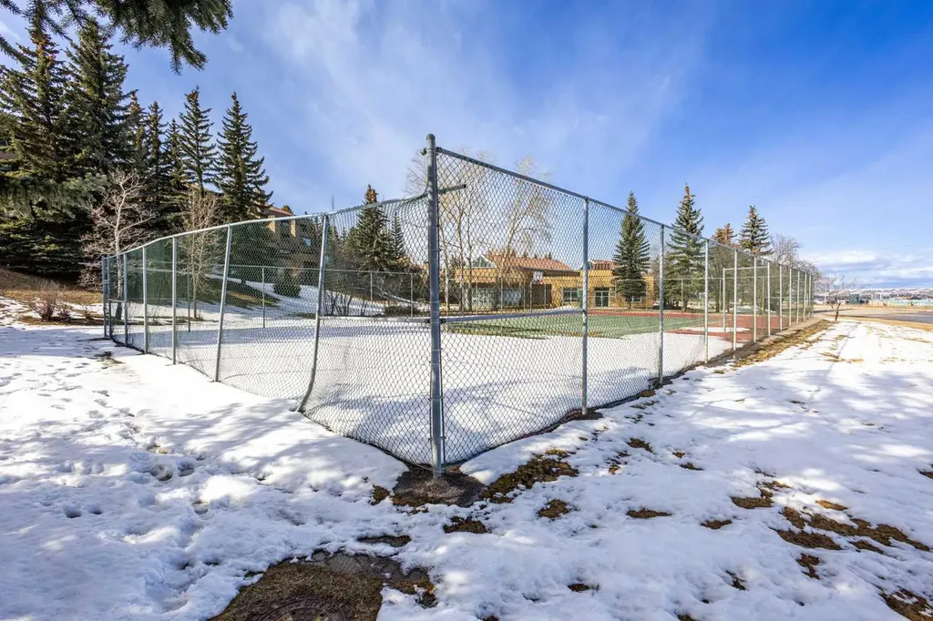 108 Village Heights SW Calgary AB T3H 2L2