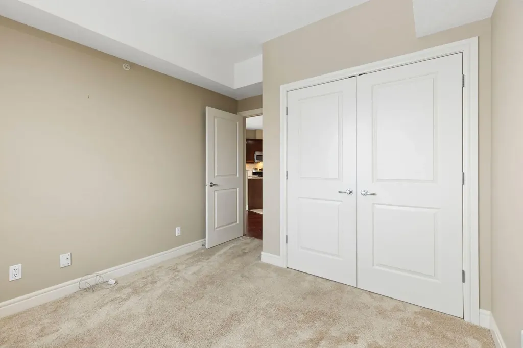 2330 Fish Creek Boulevard SW Calgary AB T2Y 0L1