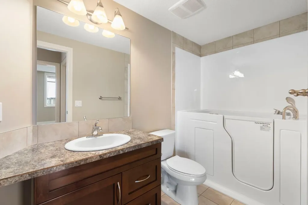 2330 Fish Creek Boulevard SW Calgary AB T2Y 0L1