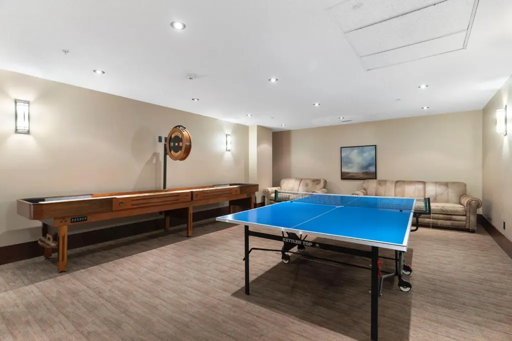 2330 Fish Creek Boulevard SW Calgary AB T2Y 0L1