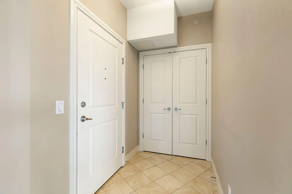 2330 Fish Creek Boulevard SW Calgary AB T2Y 0L1