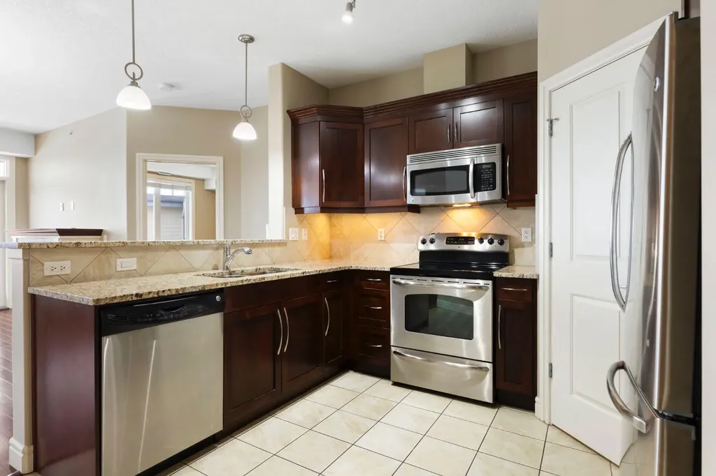 2330 Fish Creek Boulevard SW Calgary AB T2Y 0L1