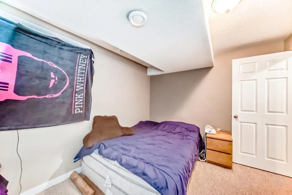 36 Castleglen Way NE Calgary AB T3J 1T3