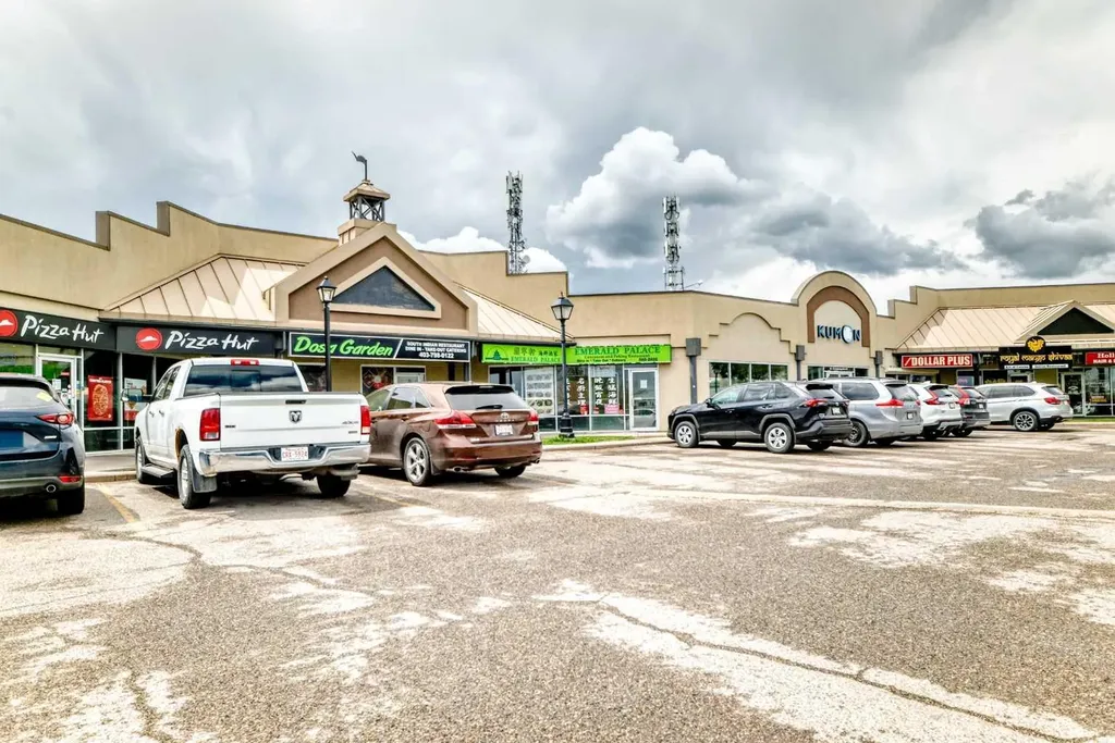 36 Castleglen Way NE Calgary AB T3J 1T3