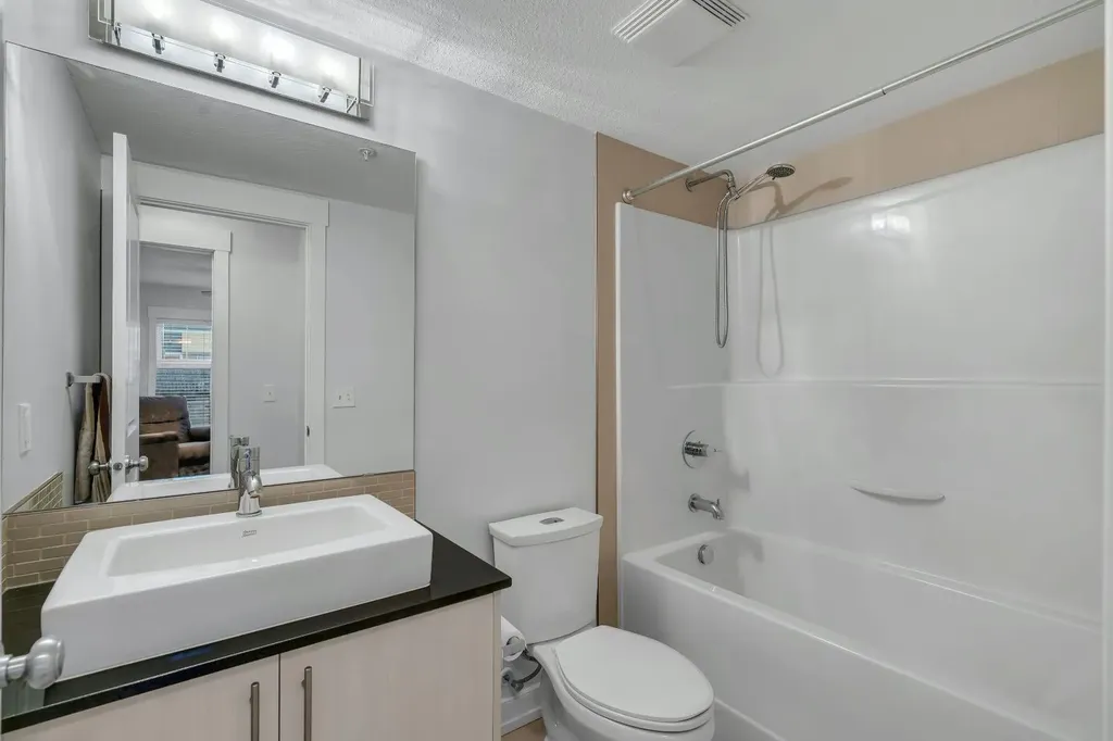 11 Mahogany Row SE Calgary AB T3M 2L6