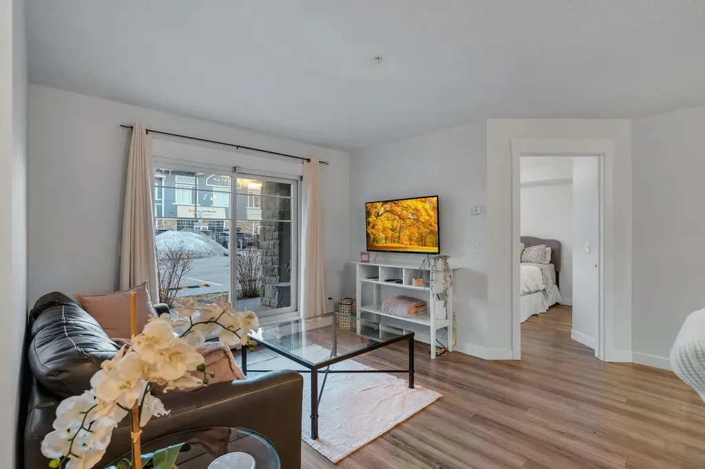 11 Mahogany Row SE Calgary AB T3M 2L6