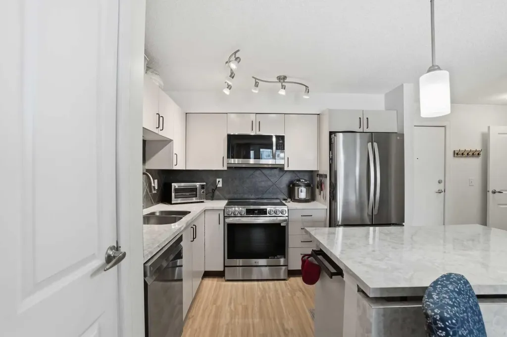 108 Country Village Circle NE Calgary AB T3K 0E3
