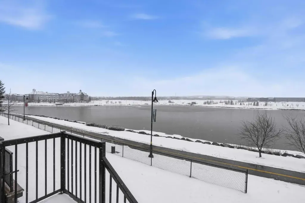 108 Country Village Circle NE Calgary AB T3K 0E3