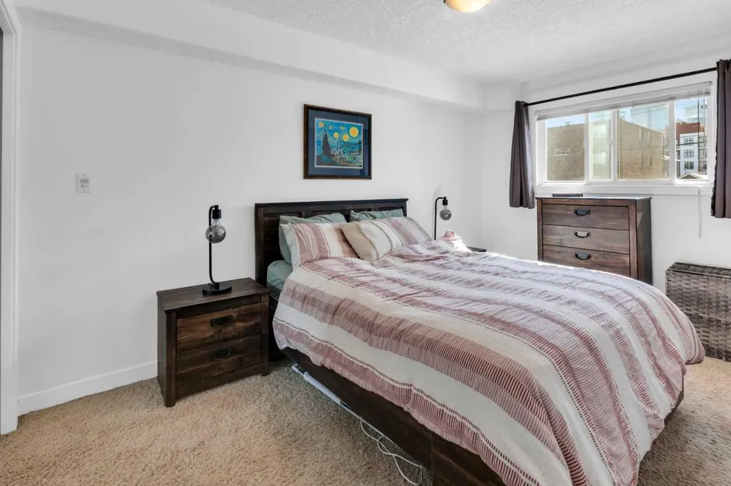 931 2 Avenue NW Calgary AB T2N 0E6