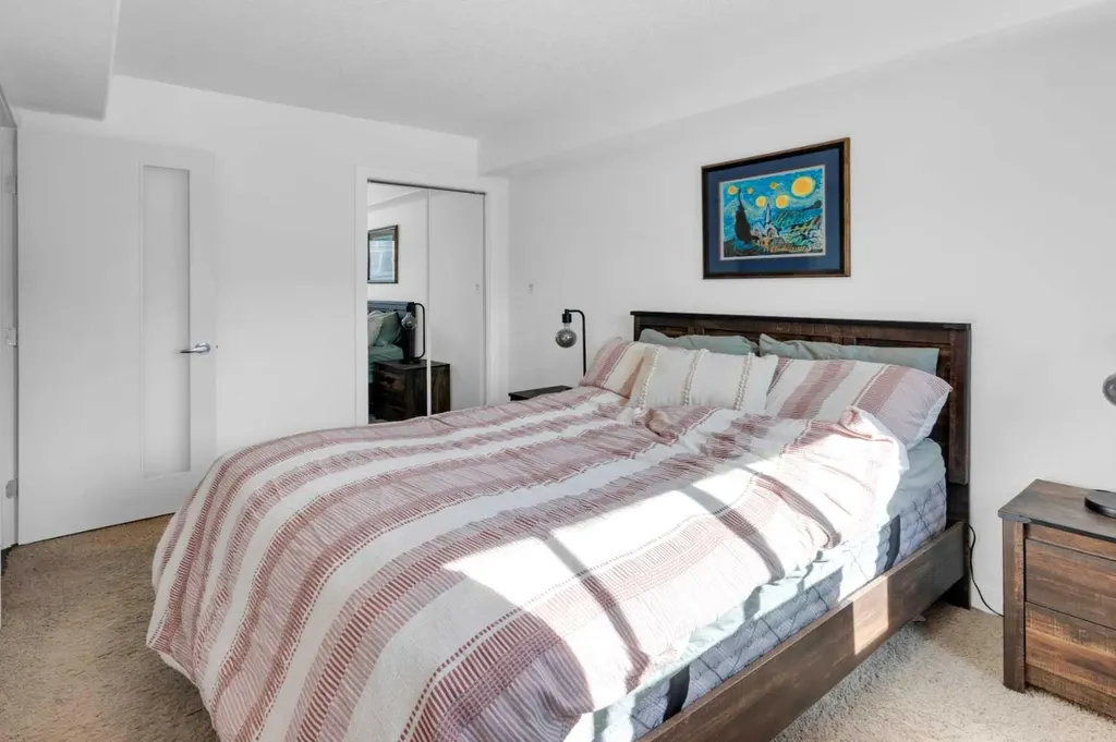 931 2 Avenue NW Calgary AB T2N 0E6