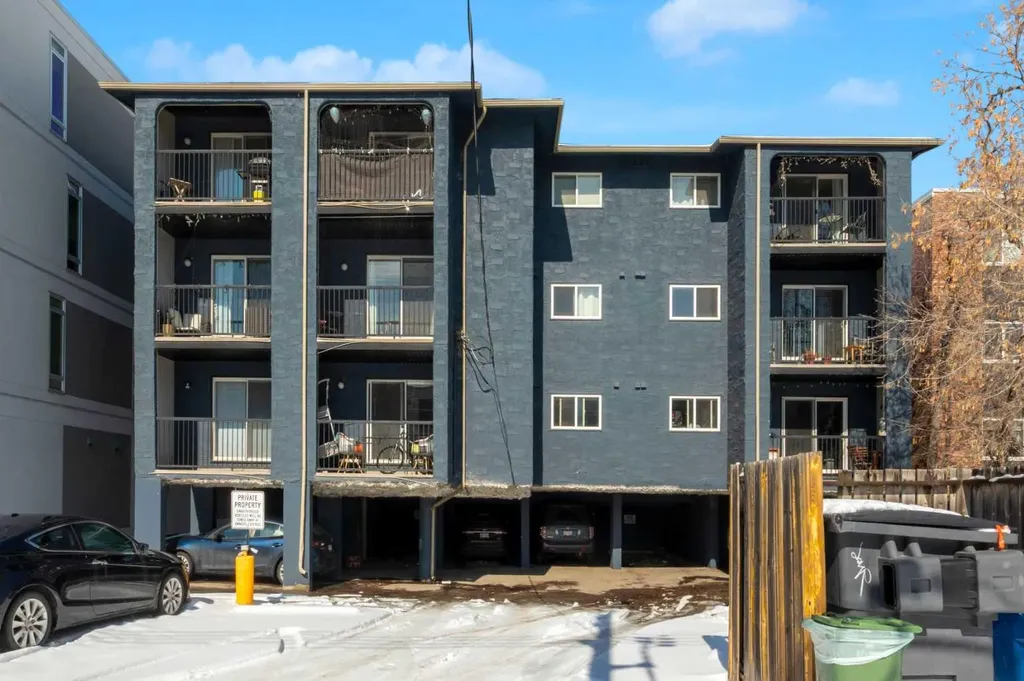 931 2 Avenue NW Calgary AB T2N 0E6