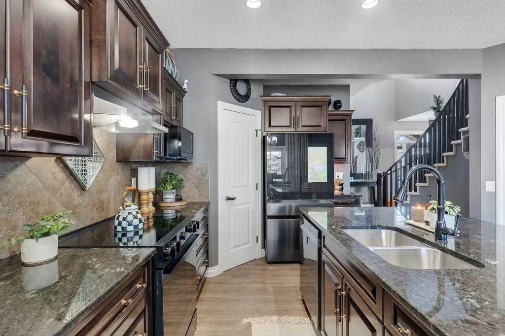 45 Hanson Hollow NE Langdon AB T0J 1X1