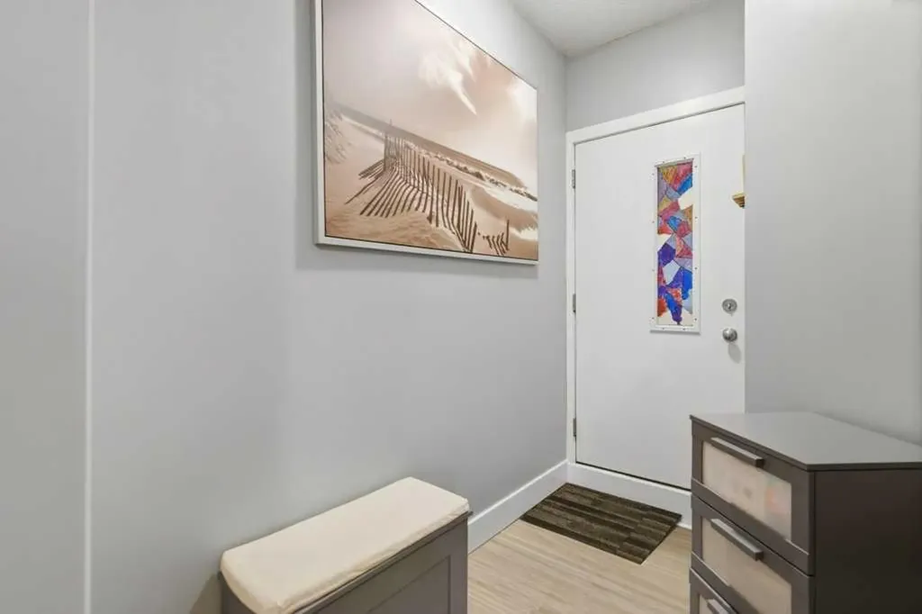 1235 13 Avenue SW Calgary AB T3C 0T2