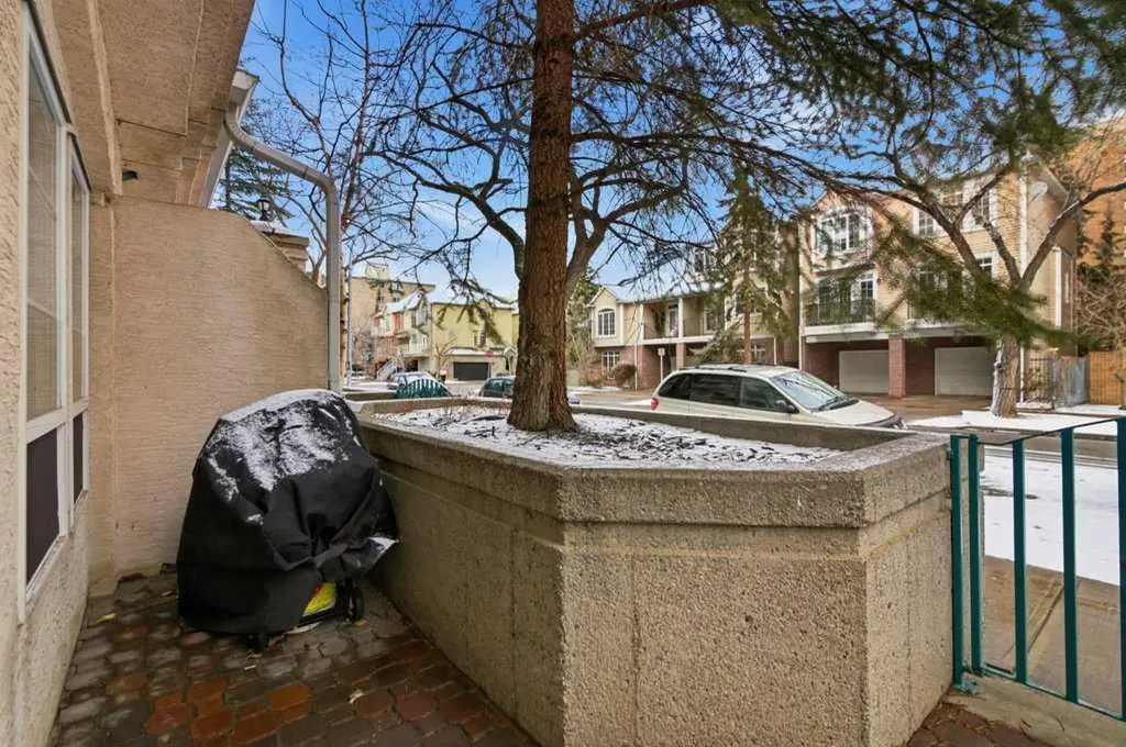 1235 13 Avenue SW Calgary AB T3C 0T2
