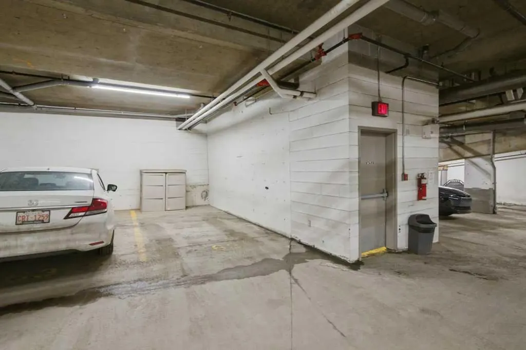 1235 13 Avenue SW Calgary AB T3C 0T2