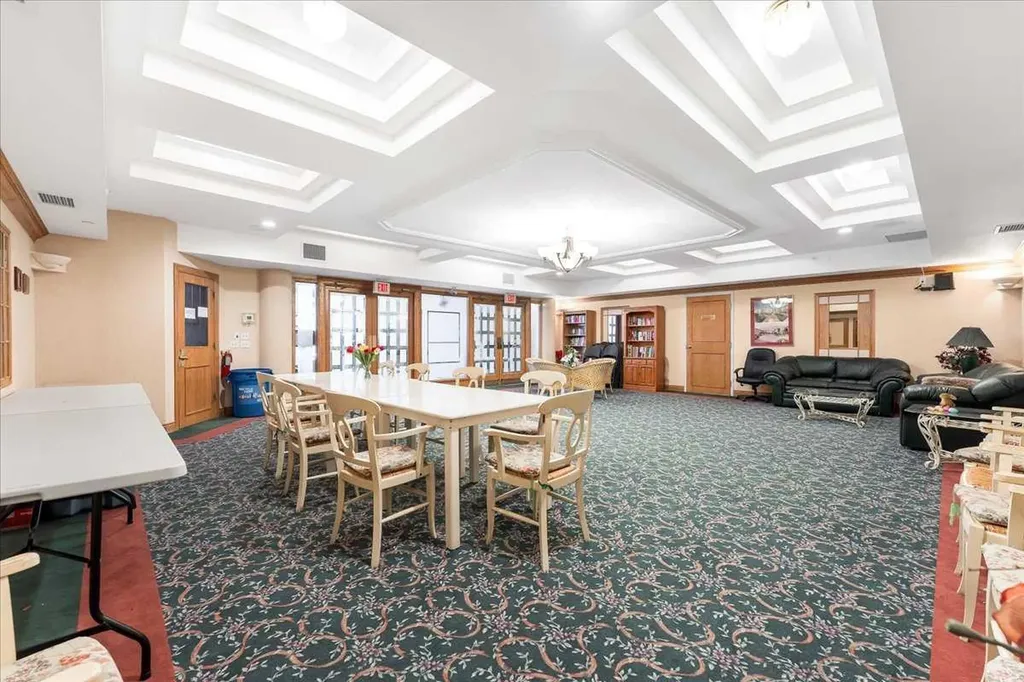 200 Lincoln Way SW Calgary AB T3E 7G7