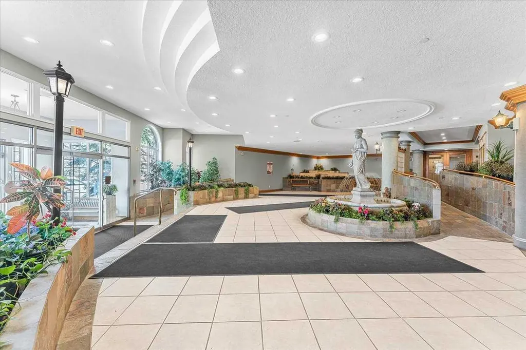 200 Lincoln Way SW Calgary AB T3E 7G7