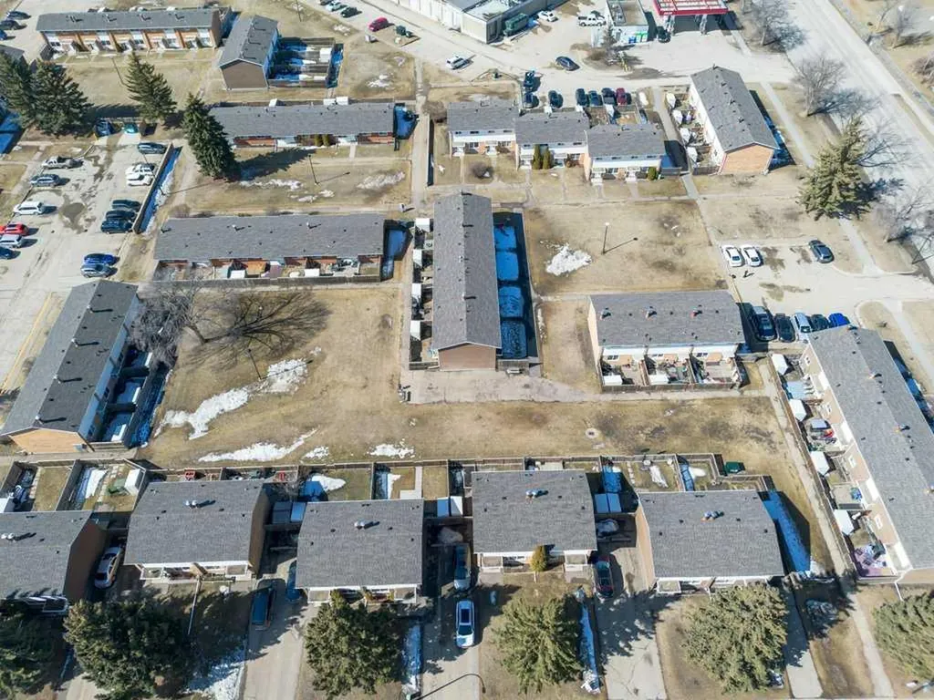 3907 39 Street Red Deer AB T4N 0M6