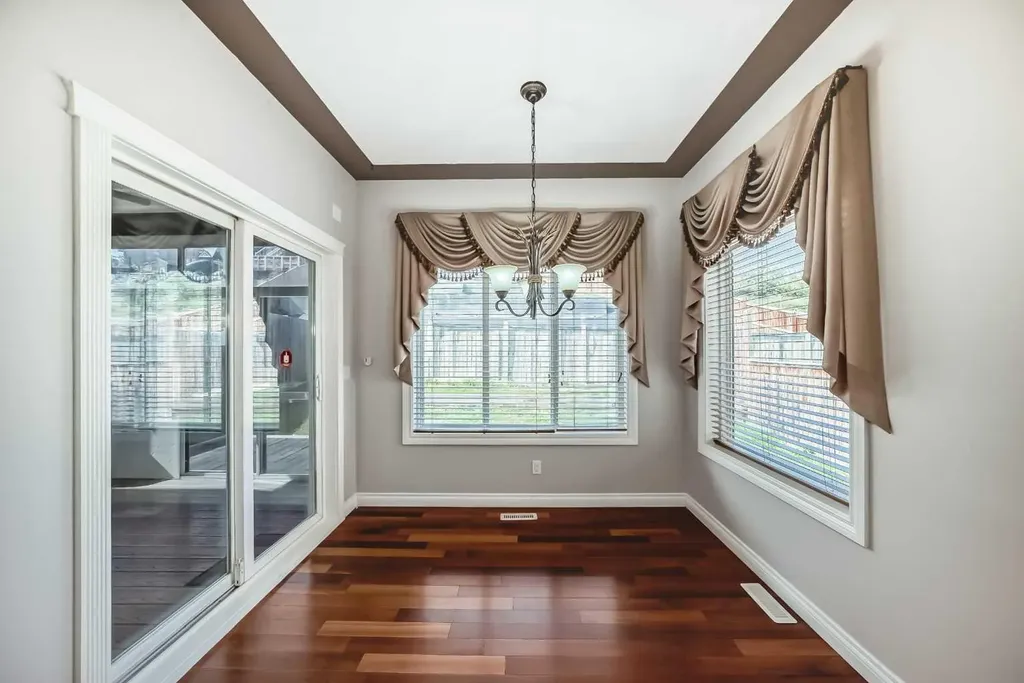 87 Sherwood Circle NW Calgary AB T3R1R3