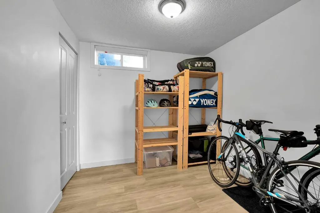 4115 Bowlen Street NW Calgary AB T2L1P8