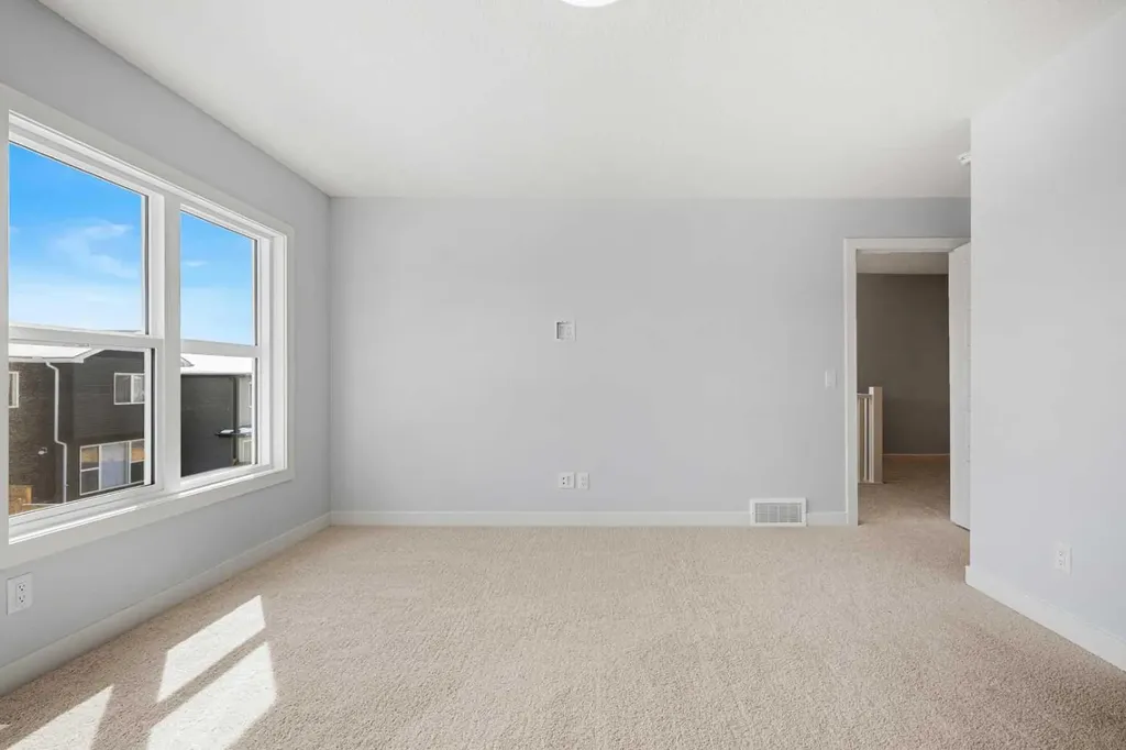 187 Legacy Reach Park SE Calgary AB T2X 5A3