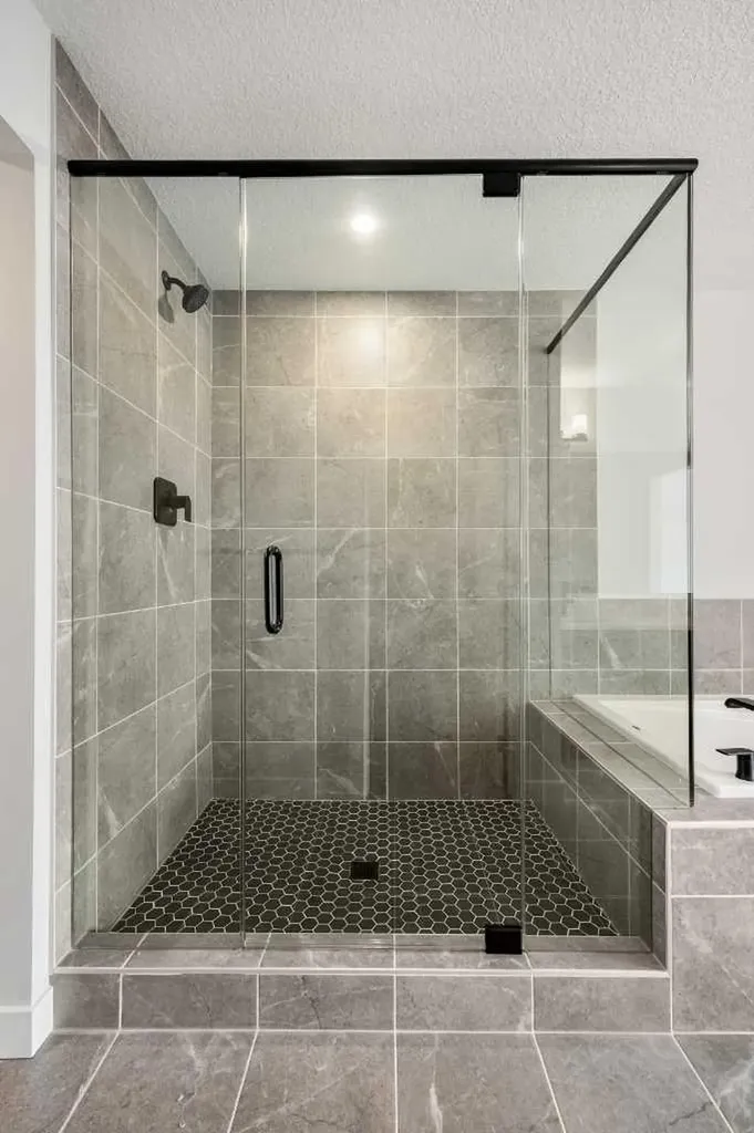 187 Legacy Reach Park SE Calgary AB T2X 5A3