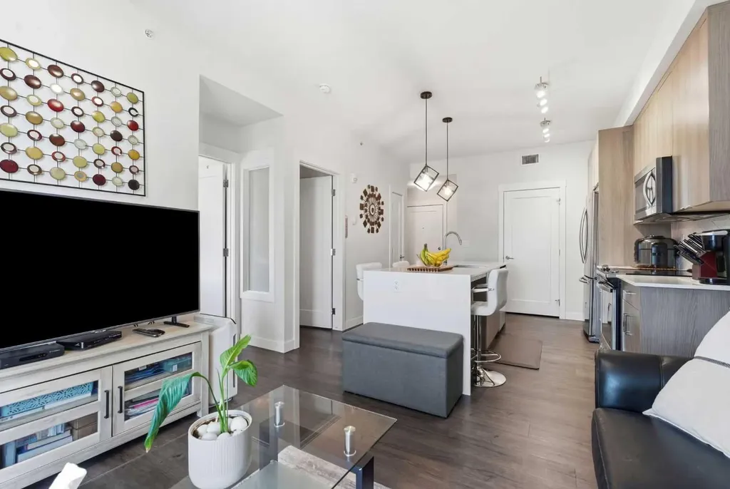 30 Walgrove SE Calgary AB T2X 4M9
