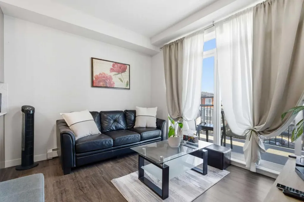 30 Walgrove SE Calgary AB T2X 4M9